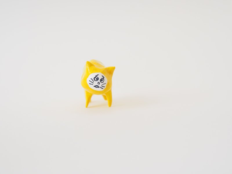 MINI NISEDARUMA yellow Cat - 擺飾/家飾品 - 紙 黃色