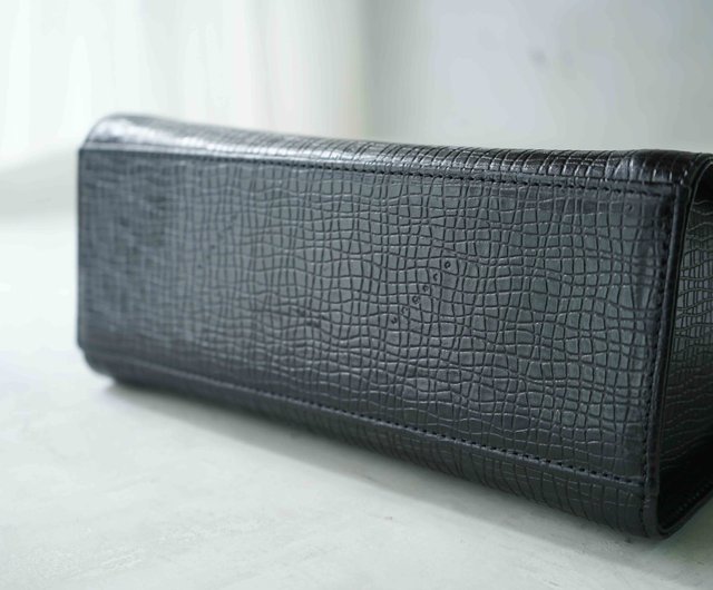 美品 Archive Leather Hand Bag U by Ungaro 80s Vintage UNGARO Dark Navy / Black Genuine Leather Handbag