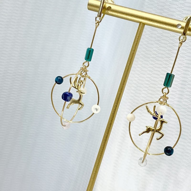 Clip-on Earrings | Amusement Park の Elk - Earrings & Clip-ons - Other Materials Gold