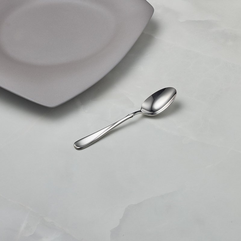 日本山崎金屬 - FLORA系列 - 不鏽鋼點心匙 (135mm) - 刀叉/湯匙/餐具組 - 其他金屬 銀色