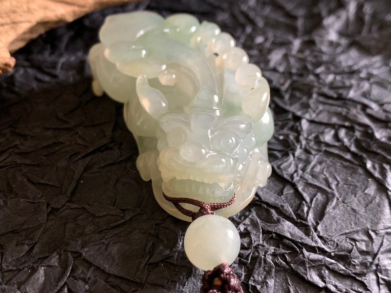 Free consecration and fast shipping. Natural A-quality Burmese jade glutinous seed floating flower jadeite wealth brave necklace hand-carved. - สร้อยคอ - หยก หลากหลายสี