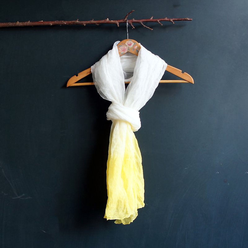 Plants dyed silk scarves - ผ้าพันคอ - ผ้าไหม สีเหลือง