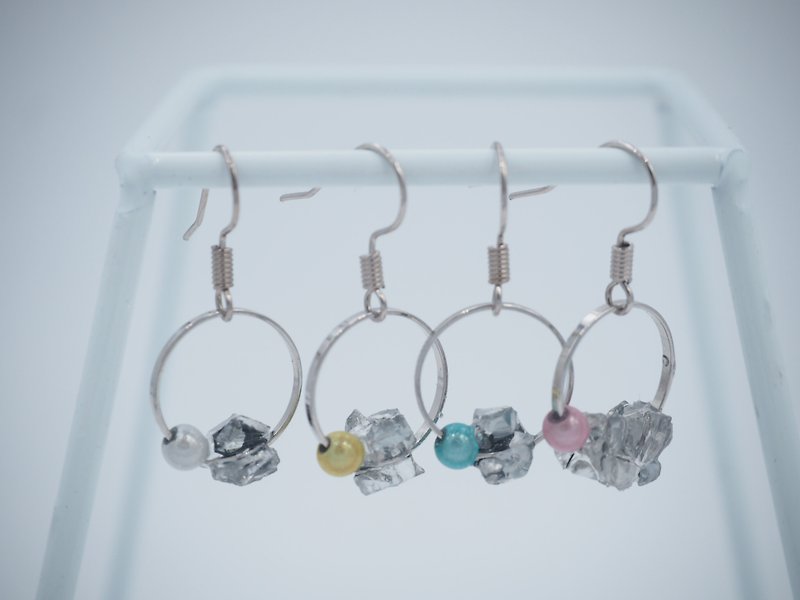 BonBon Mini Mini Candy Earrings - ต่างหู - แก้ว หลากหลายสี