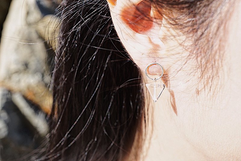 White Crystal Triangle & Circle 925 Silver Earrings - ต่างหู - เครื่องเพชรพลอย ขาว
