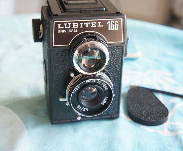 RUSSIAN TLR CAMERA LUBITEL-166 Universal Double format 6x6 & 6x4.5