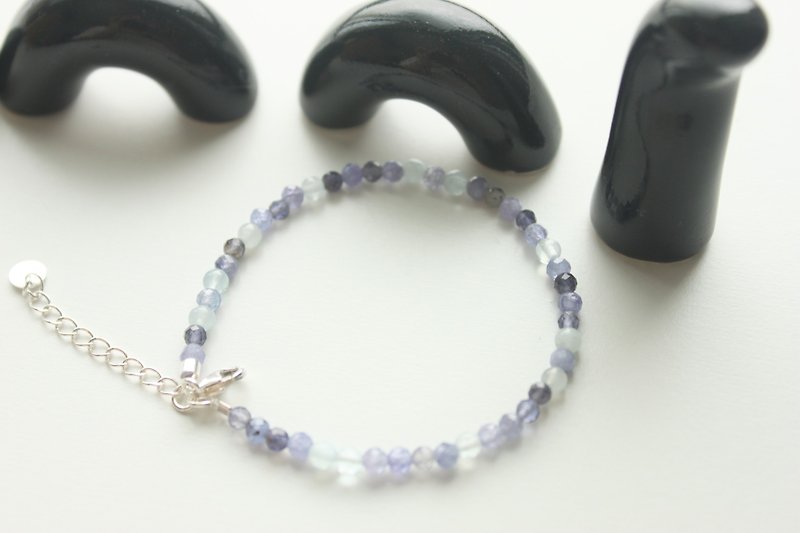 [Sterling Silver Bracelet] Sea Sapphire/Iolite/Tanzanite/Designer Handmade - สร้อยข้อมือ - เงินแท้ สีน้ำเงิน