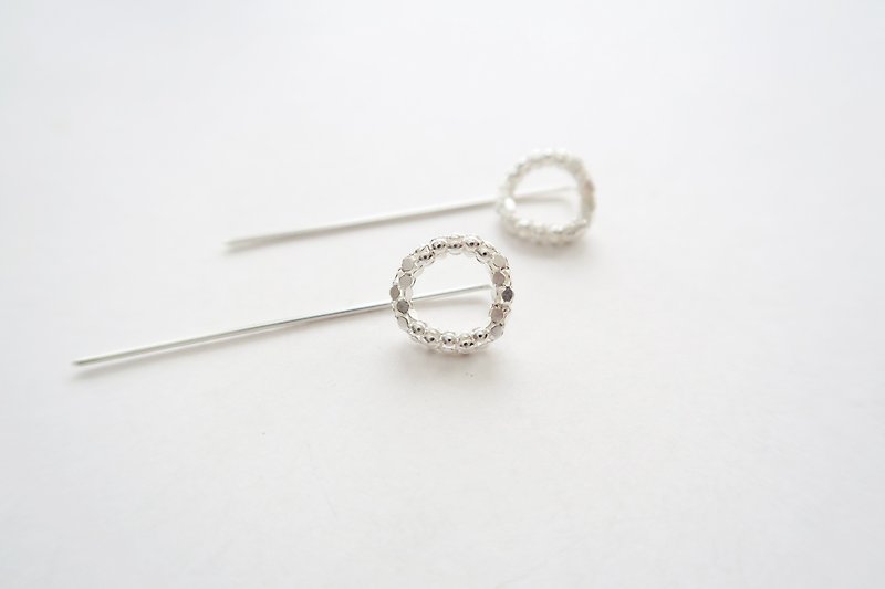 A pair of 925 sterling silver Galaxy Q hoop earrings or Clip-On - Earrings & Clip-ons - Sterling Silver White