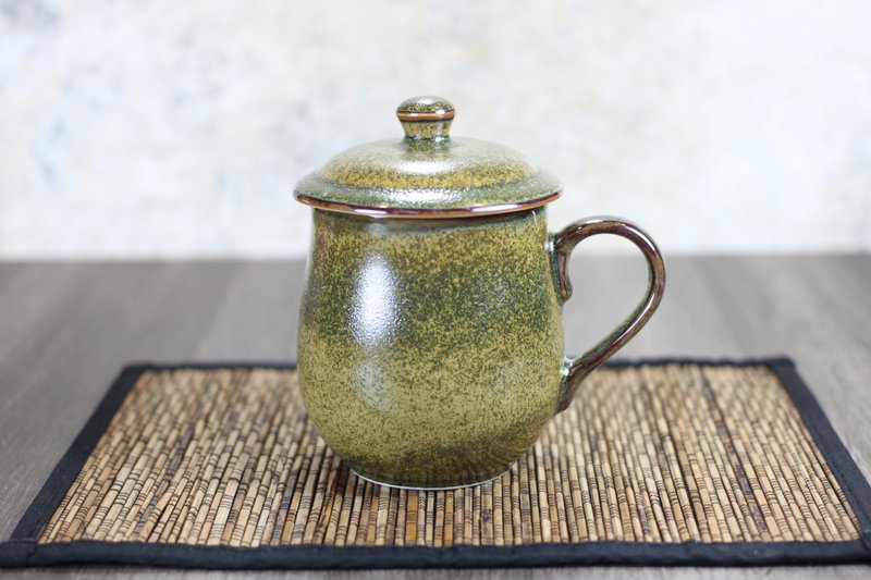 【送禮好物】茶末釉蓋杯 帶蓋馬克杯 鶯歌名家葉敏祥作品 - 咖啡杯/馬克杯 - 瓷 