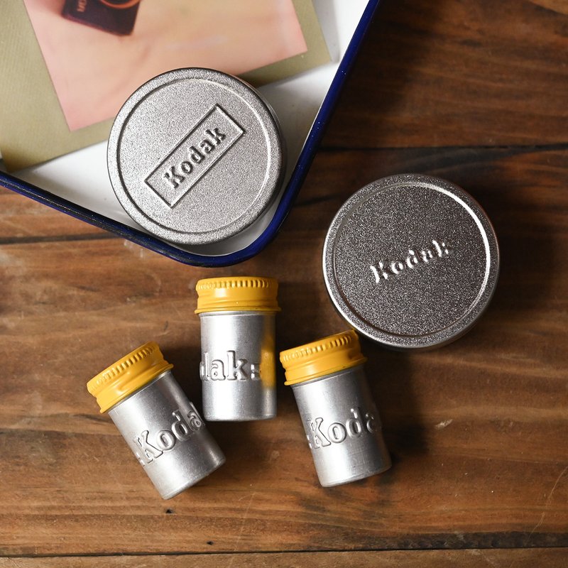 Vintage Kodak底片罐 / 古董老物、早期底片罐、柯達底片罐 - 包裝材料/包裝紙 - 其他金屬 多色