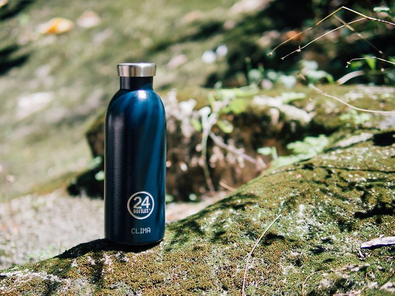 Italy 24Bottles [CLIMA Hot and Cold Insulation Series] Abyss Blue - Stainless Steel Bottle - กระติกน้ำ - สแตนเลส สีน้ำเงิน