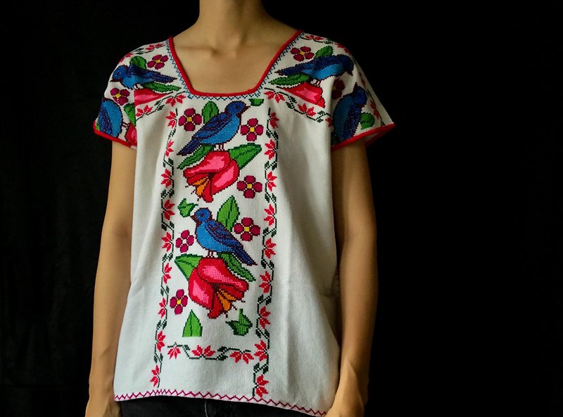Mexican flower and bird embroidery short-sleeved top - เสื้อผู้หญิง - ผ้าฝ้าย/ผ้าลินิน 