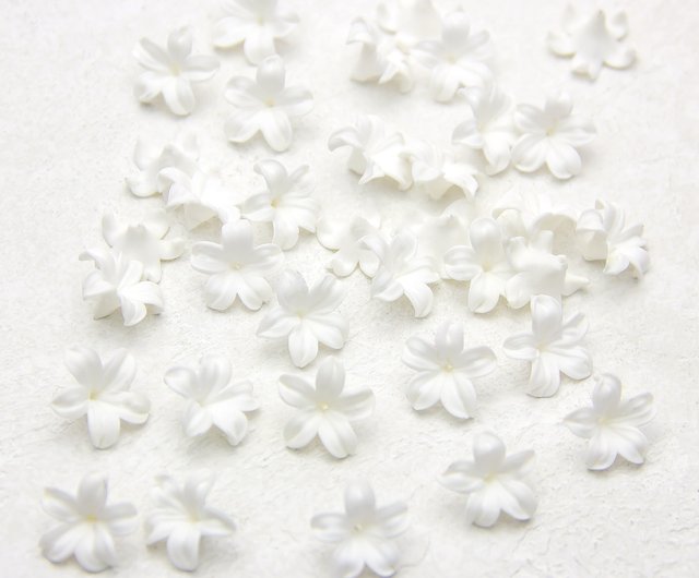 Pearl Lily flowers Beads, Polymer Clay Beads, Lily flowers 2-2.5cm