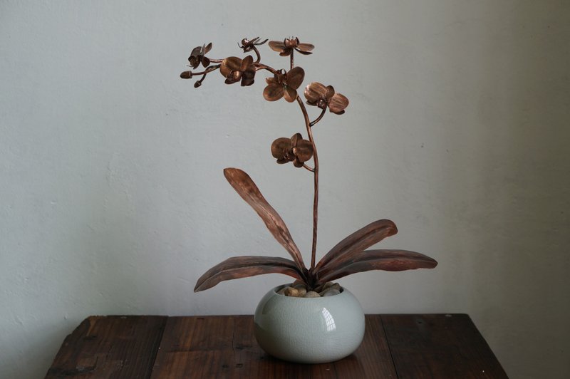 【溪山手作】手工紫銅蝴蝶蘭花插現代家居飾品中式盆景工藝品 - 擺飾/家飾品 - 其他金屬 