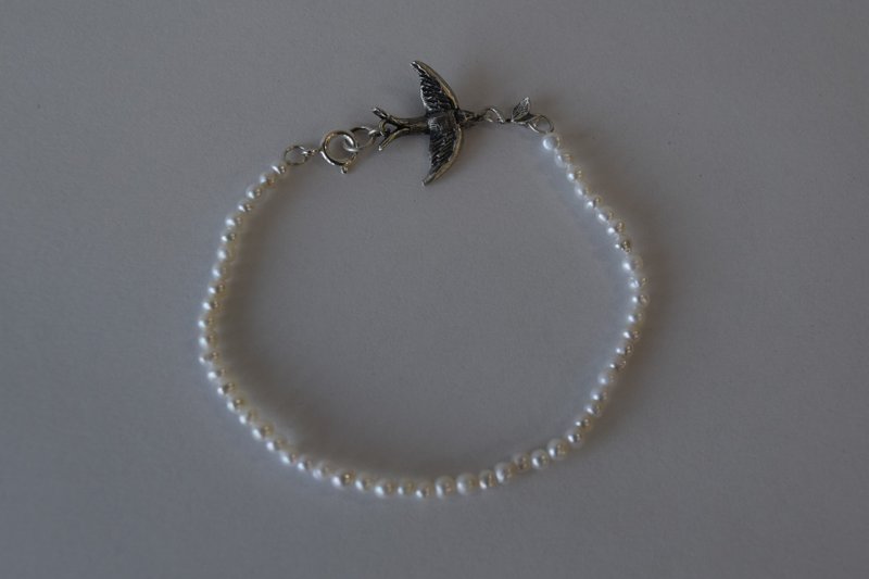 Bird Pearl Bracelet - 手鍊/手環 - 其他金屬 銀色