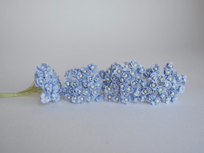 ดอกไม้กระดาษสา 100 ดอก ขนาด 0.8 cm. สีฟ้าหม่น - อื่นๆ - กระดาษ สีน้ำเงิน