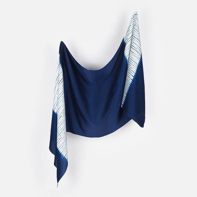 Natural Indigo Dye Blue Silk Long Scarf - Pleats