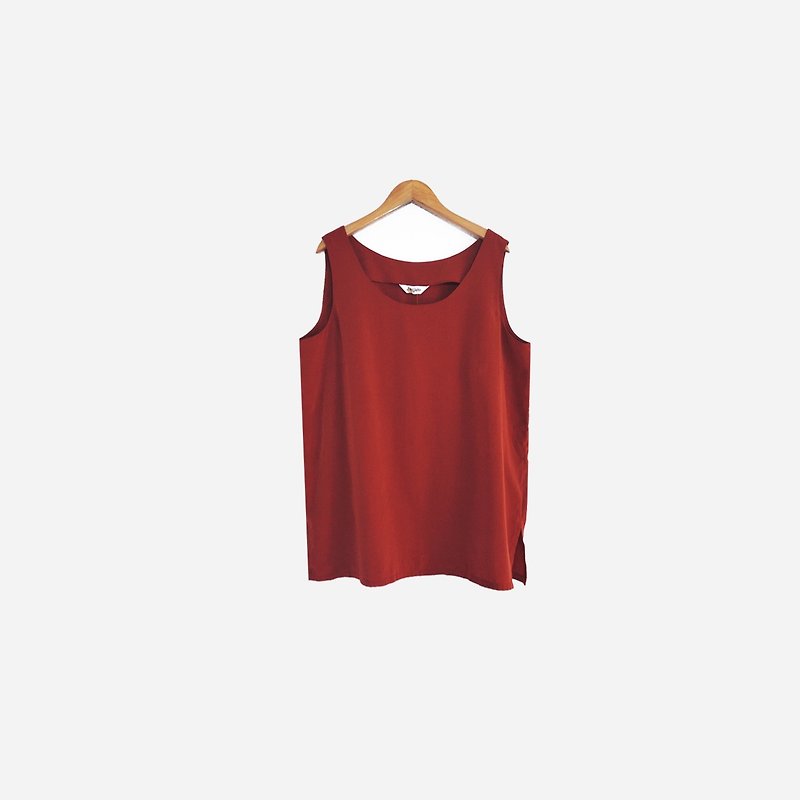 Dislocation vintage / plain orange sleeveless vest no.736 vintage - เสื้อกั๊กผู้หญิง - เส้นใยสังเคราะห์ สีแดง