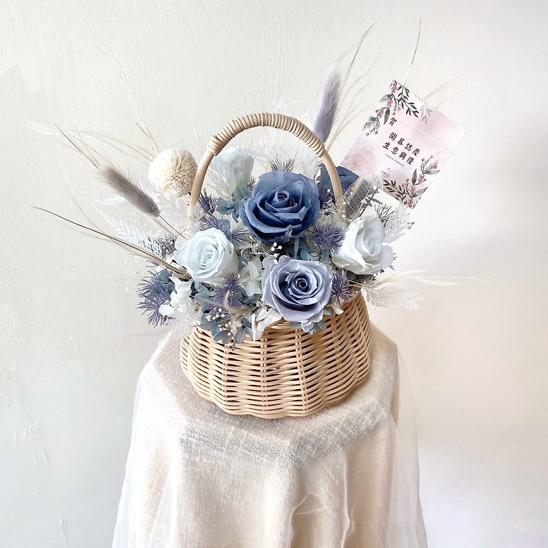 Morandi Blue Dry Preserved Flowers Small Basket Opening Potted Plant, Promotion, Housewarming, Moving into a House, Birthday - ช่อดอกไม้แห้ง - พืช/ดอกไม้ สีน้ำเงิน