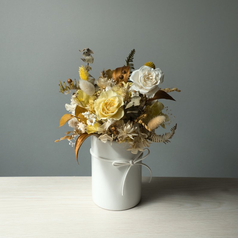 Autumn Whispers Series - the Small Preserved Autumn Grasses Flower Arrangement - ช่อดอกไม้แห้ง - พืช/ดอกไม้ สีเหลือง