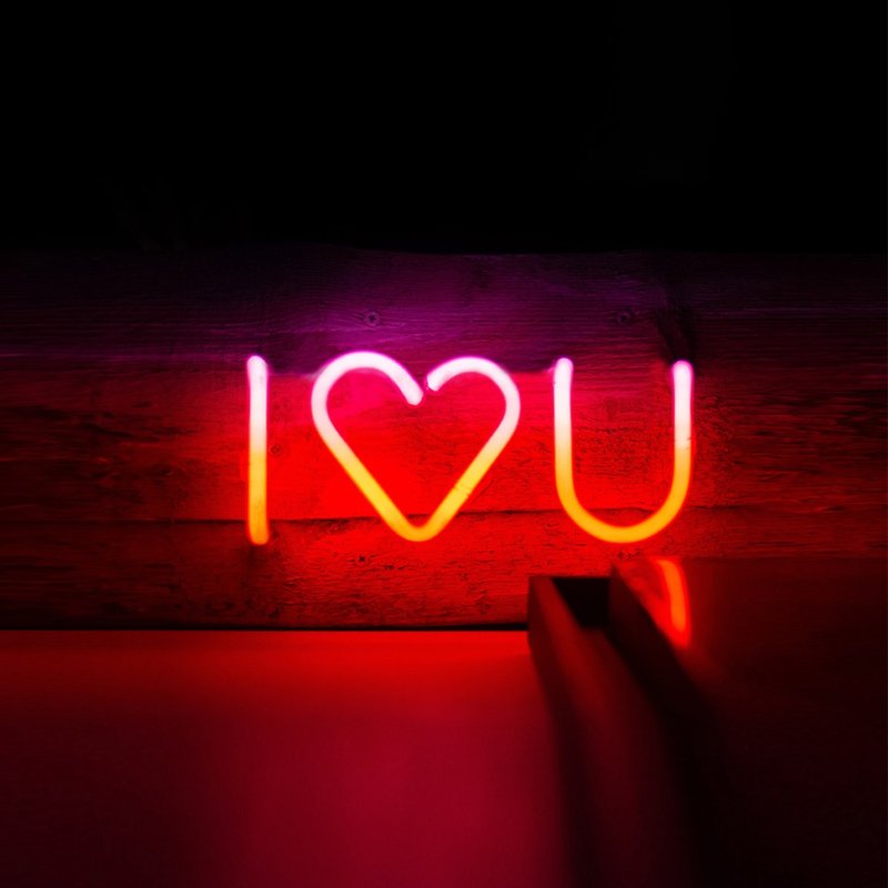 I Love You LED Neon Sign for Home Office Party Wall Bar Wedding Birthday Holiday - โคมไฟ - อะคริลิค สีใส