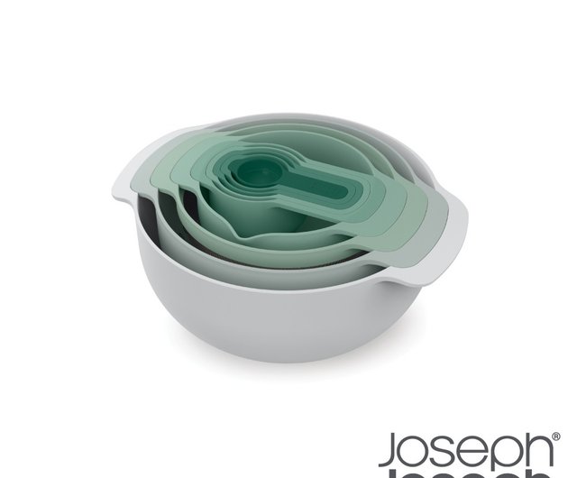 Joseph Joseph Measuring Cups