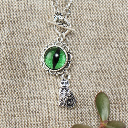 AGATIX Green Glass Cat Eye Necklace Silver Cat Evil Eye Protection Necklace Jewelry