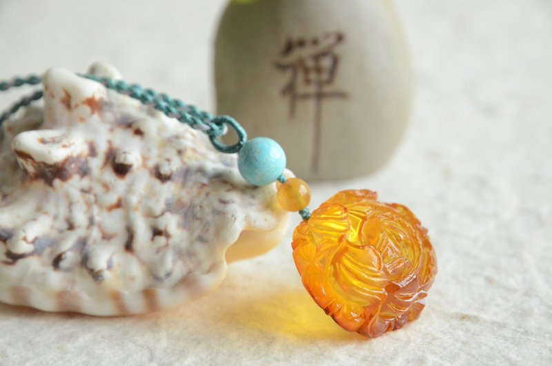 【Blooming】Natural amber gold amber peony classical meaning art necklace with bracelet