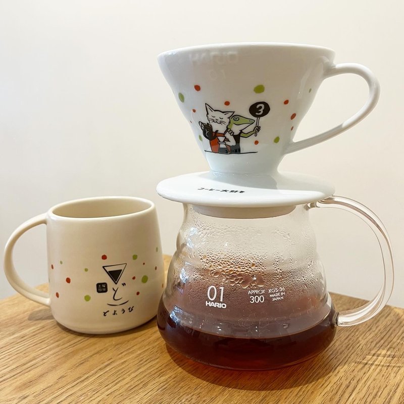 [Tanya Coffee] Anniversary HARIO coffee filter cup & KINTO coffee cup set (Japanese Kappa Hall) - Coffee Pots & Accessories - Porcelain White