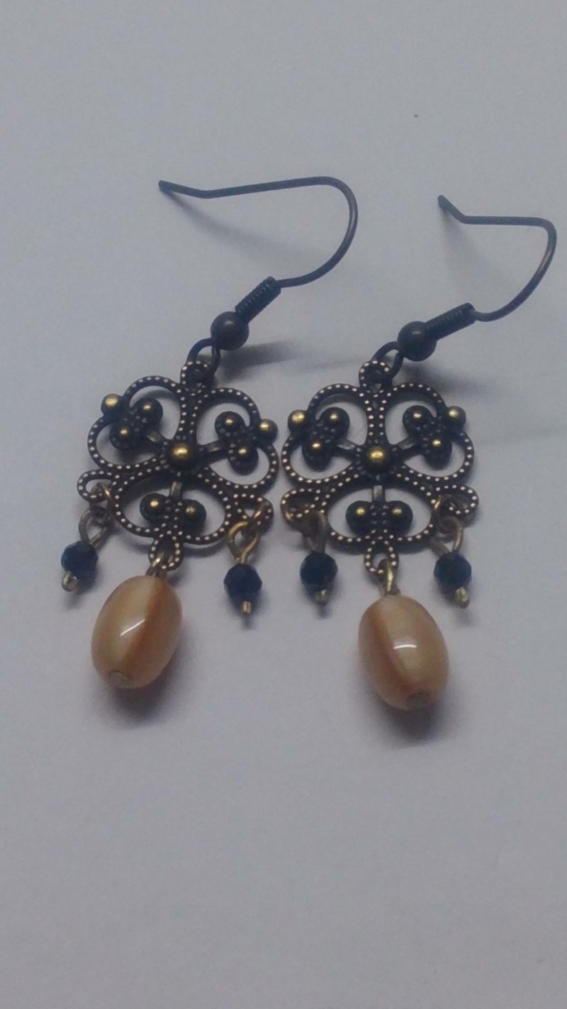 Bronze gold flower - Earrings & Clip-ons - Gemstone 