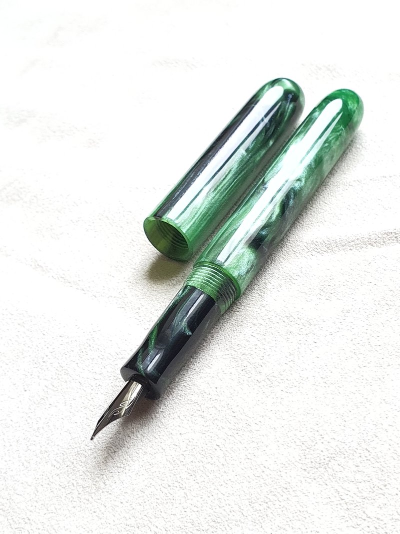 Handmade Fountain Pen - ปากกาหมึกซึม - เรซิน หลากหลายสี