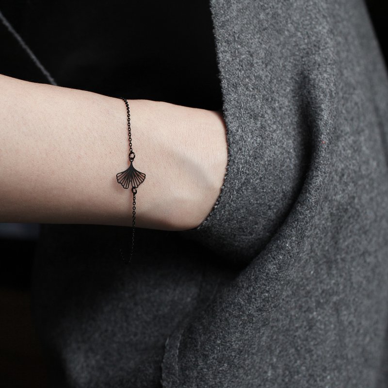 Ginkgo Bracelet - สร้อยข้อมือ - สแตนเลส สีดำ