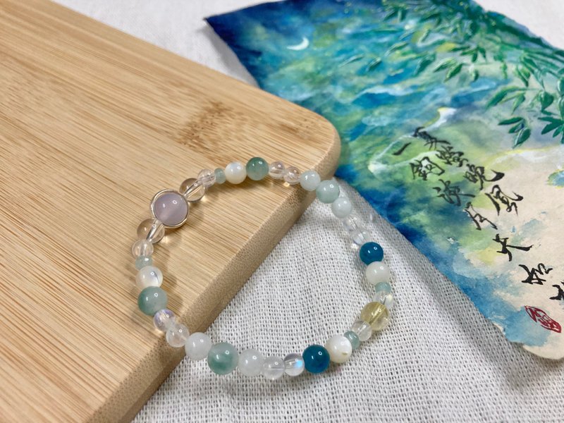 Xuanming Handmade/Natural Stone Hand Beads - A hook of the moon is like water - Bracelets - Crystal Transparent