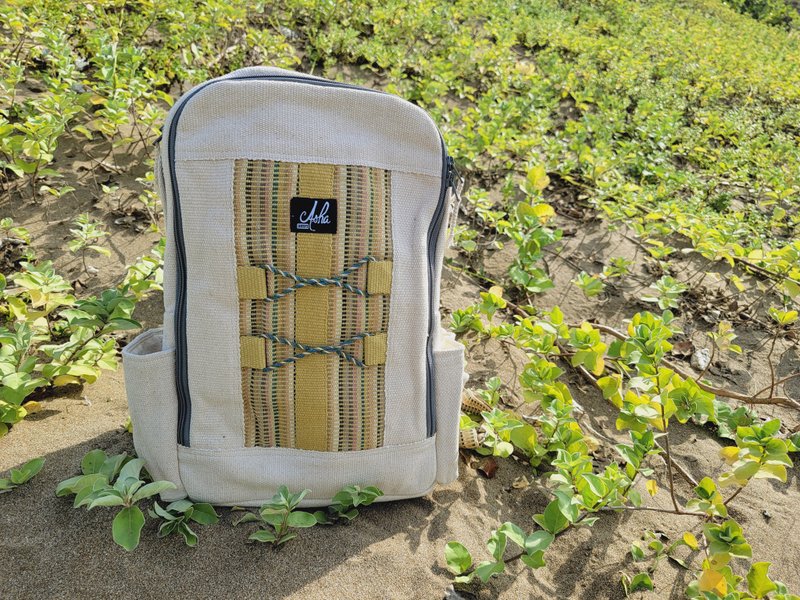 [Natural dyed] Backpack computer bag hand-woven large-capacity multi-layer school bag travel bag - กระเป๋าเป้สะพายหลัง - ผ้าฝ้าย/ผ้าลินิน 