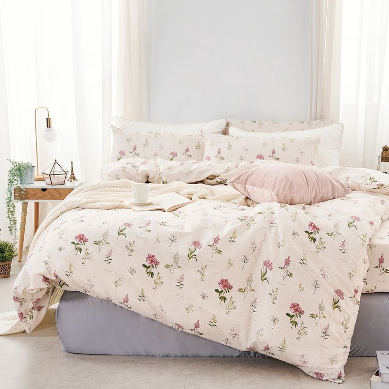 Bed quilt set-single/double/large/combed cotton/flower sketch book made in Taiwan - เครื่องนอน - วัสดุอื่นๆ สึชมพู