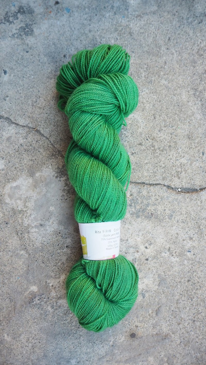 Hand dyed the line. Green (Sock yarn / socks line) - เย็บปัก/ถักทอ/ใยขนแกะ - ขนแกะ สีเขียว