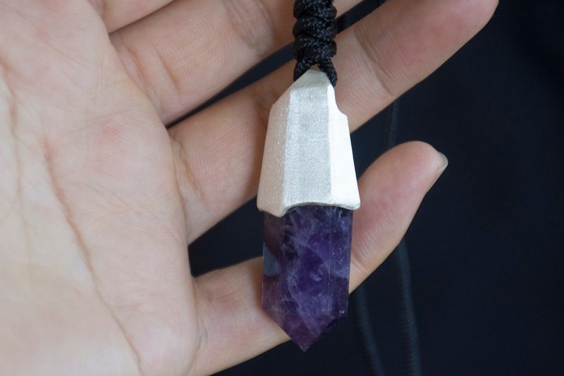 原創手工紫水晶紫晶六棱柱純銀配繩吊墜 - 吊飾/掛飾 - 水晶 紫色