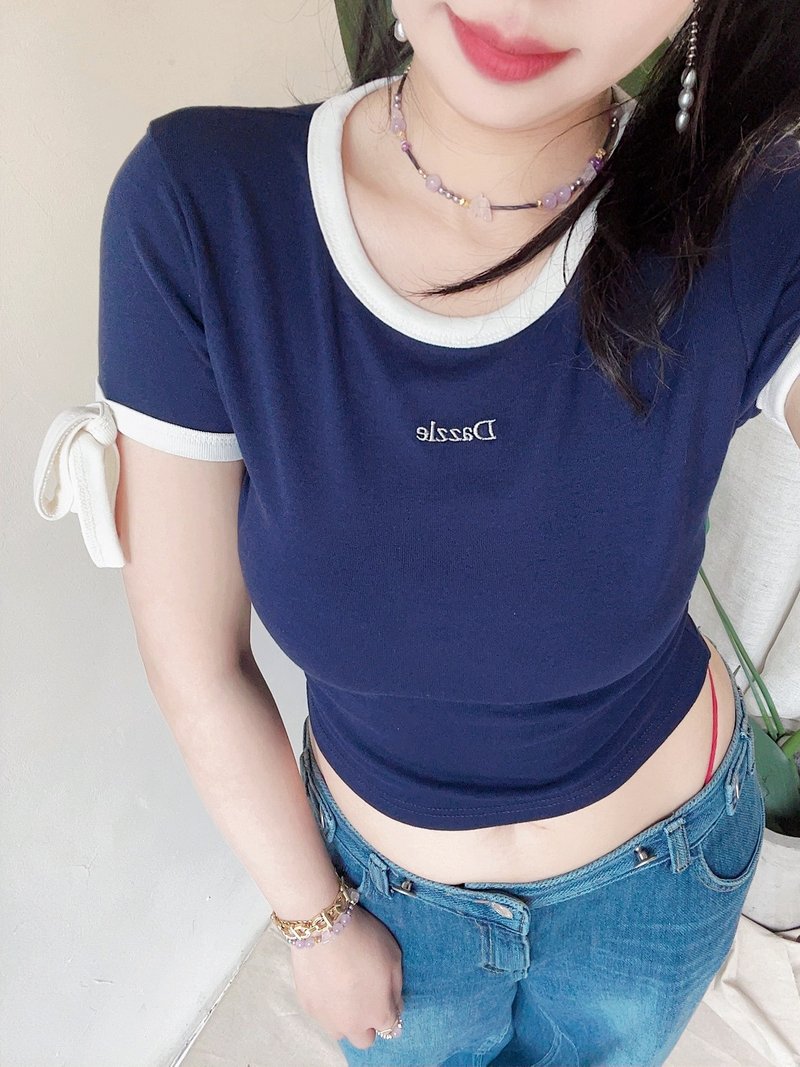 極軟料超彈性 短版 打結袖 滾邊T-shirt 圓領T恤 - 女 T 恤 - 尼龍 藍色