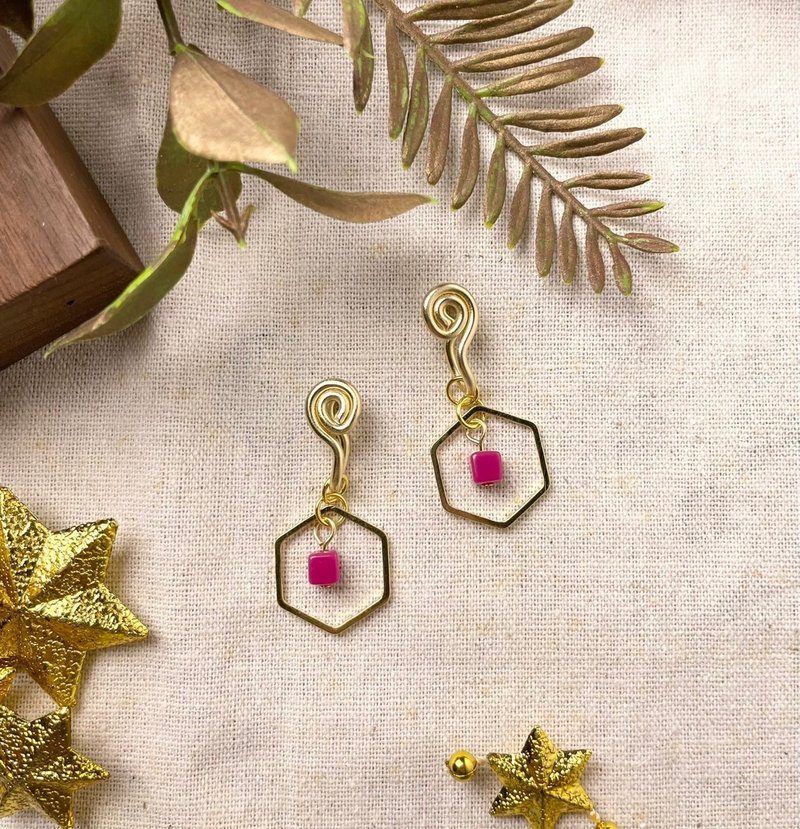 Hexagonal cubic painless Clip-On/rose - Earrings & Clip-ons - Other Metals 