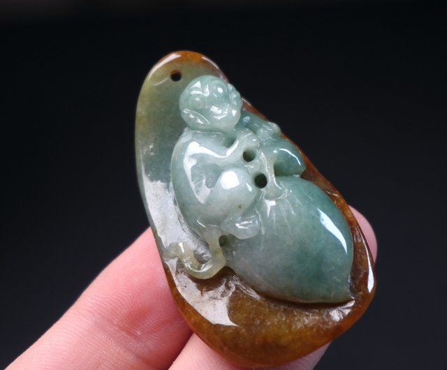 三彩翡翠 巧彫 猿と桃 | 天然ミャンマー産翡翠A貨 | ギフト - ショップ