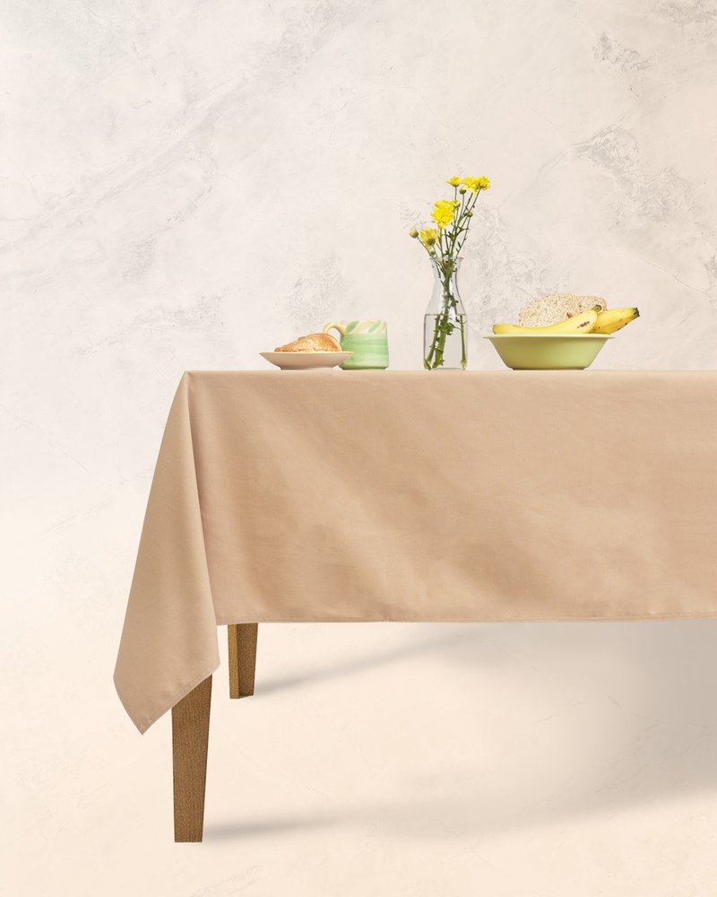 Han&Co. Table Cloth – ผ้าปูโต๊ะสี Cookie Cream HCTCB07 桌布 - โต๊ะอาหาร - ผ้าฝ้าย/ผ้าลินิน สีกากี