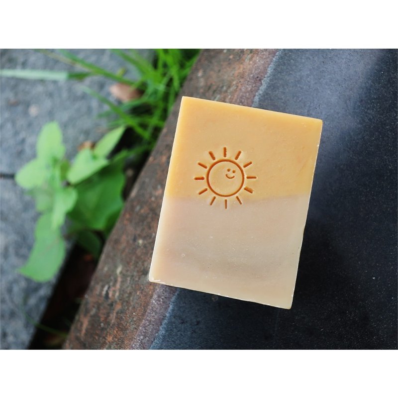 [Soap Chapter A97] Smiling Little Sun Acrylic Soap Chapter Cute Nature ソープスタンプ - Candles, Fragrances & Soaps - Acrylic 