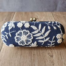 【リネン刺繍　ゆくゆく様オーダー専用ページ】マルチクロス　メガネケース リネン刺繍 さ。様オーダー専用ページ】マルチクロス メガネ