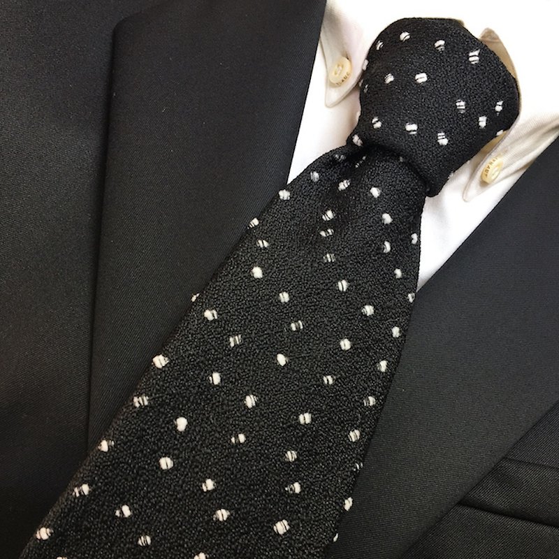 Nep yarn designed tie dots necktie - 領呔/呔夾 - 棉．麻 黑色
