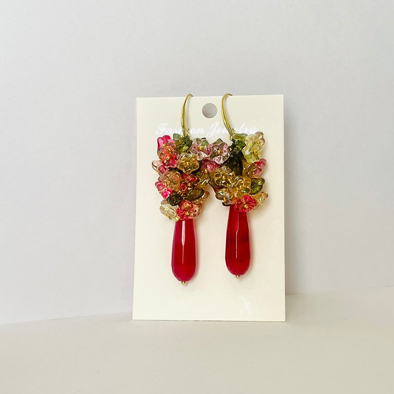 Gorgeous glass flowers and acrylic flowers - eye-catching glamor - Earrings & Clip-ons - Glass Multicolor