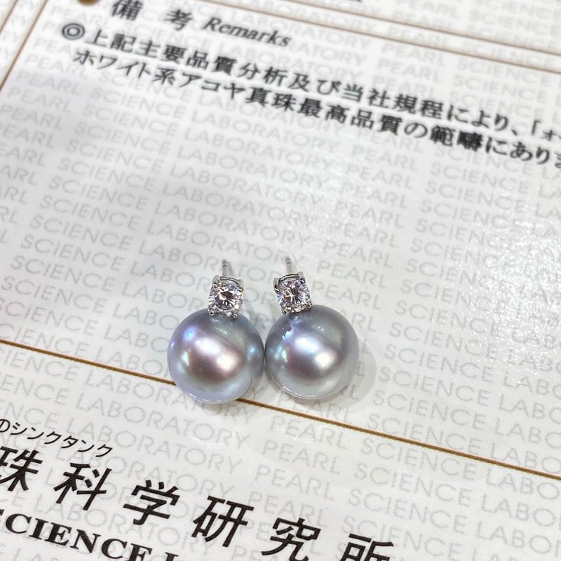 【WhiteKuo】18k天然海水珍珠8-8.5mm媲美針多麻王妃款耳針 - 耳環/耳夾/耳骨夾 - 珍珠 白色