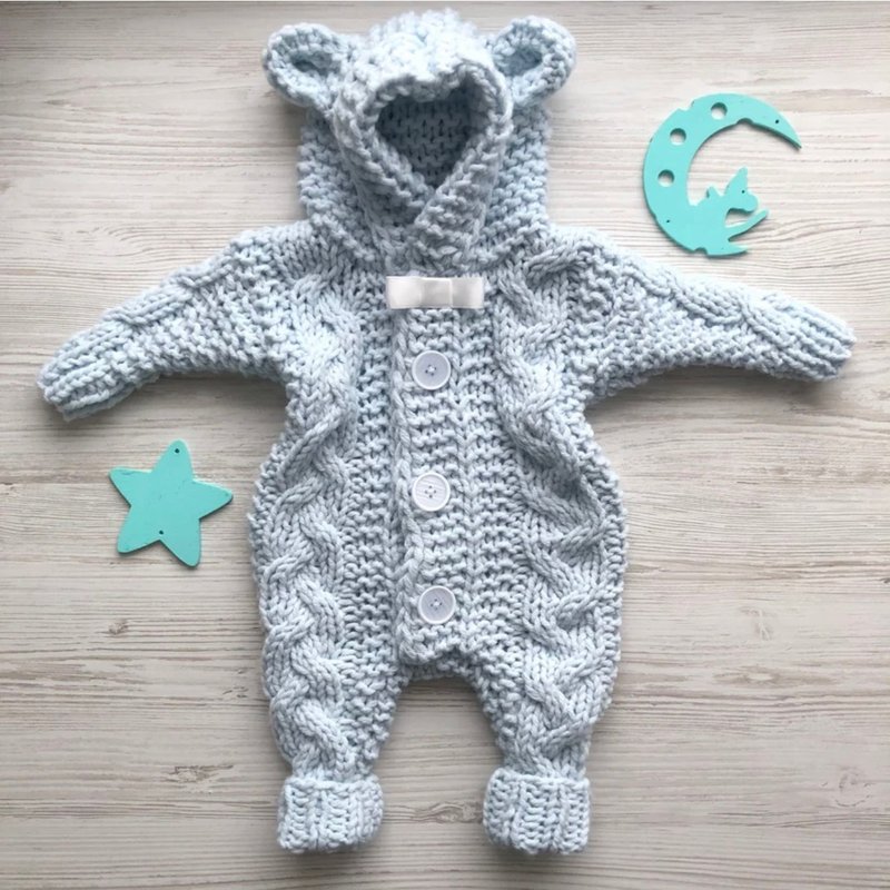 Blue hand knit overall for baby. Take home overall. Newborn clothes. - 包屁衣/連身衣 - 其他材質 