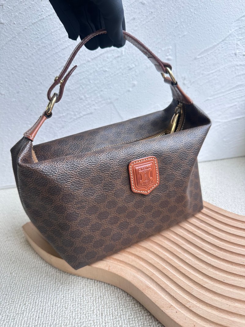 中古包 Vintage Celine 棕花凱旋門徽章飯盒包 - 手提包/手提袋 - 防水材質 咖啡色