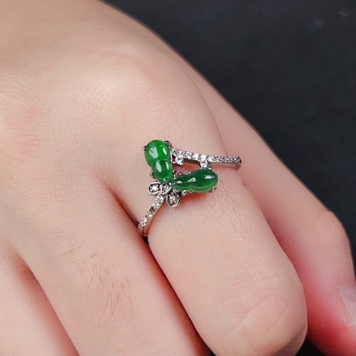 瓔珞珠寶盒 E.L.Jewelry Box 【福祿】冰綠翡翠雙葫蘆設計款戒指 925純銀| 天然緬甸翡翠| 送禮