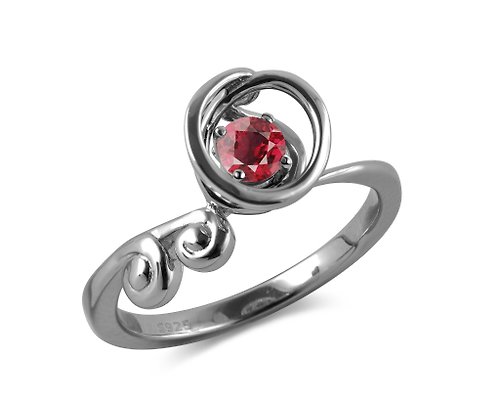 Majade Jewelry Design 紅尖晶石圓形戒指 7月誕生石單石戒指 簡約波浪形純銀不對稱指環