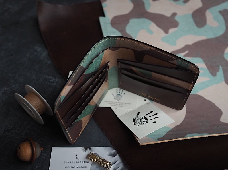 Purely handmade cowhide camouflage contrasting short clip wallet wallet with custom engraving gift color and style can be customized - กระเป๋าสตางค์ - หนังแท้ หลากหลายสี